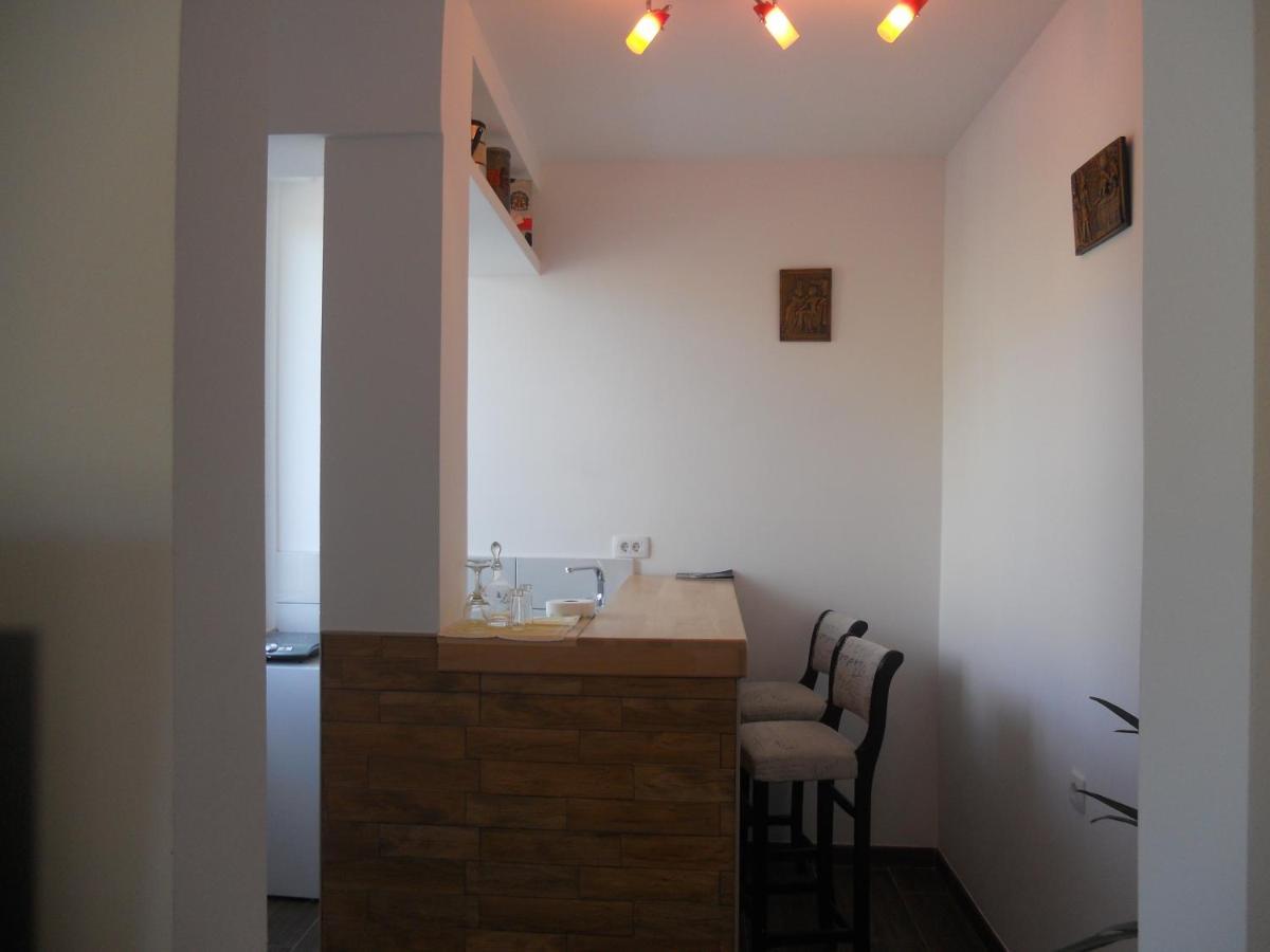 Apartmani Bonaca U Centru Niksica Buitenkant foto